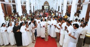 കുടുംബങ്ങൾ വിശ്വാസ പരിശീലന വേദികൾ ആകണം മാർ പോളി കണ്ണൂകാടൻ